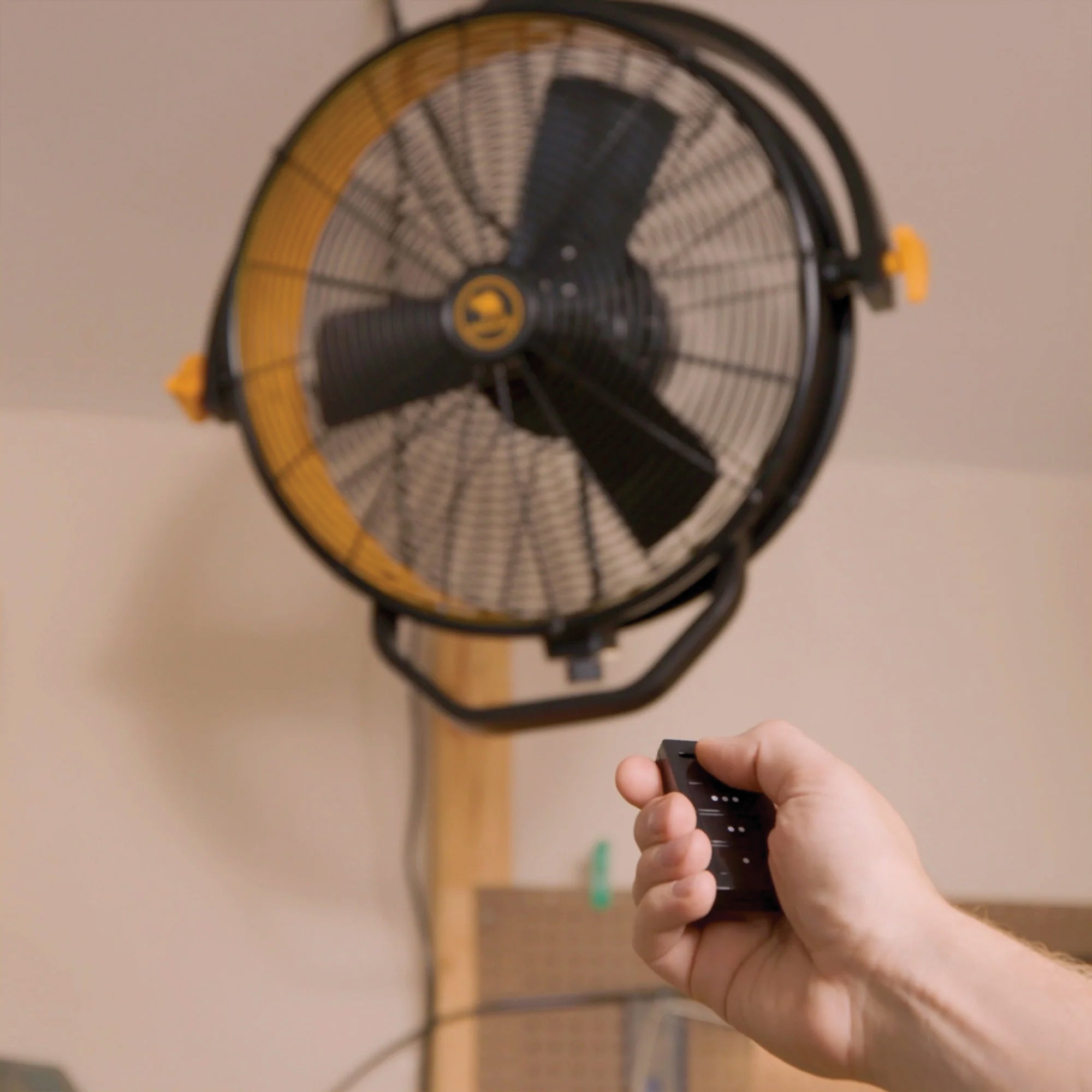Coolfan The Mule 52002 Ventilador de Techo 18
