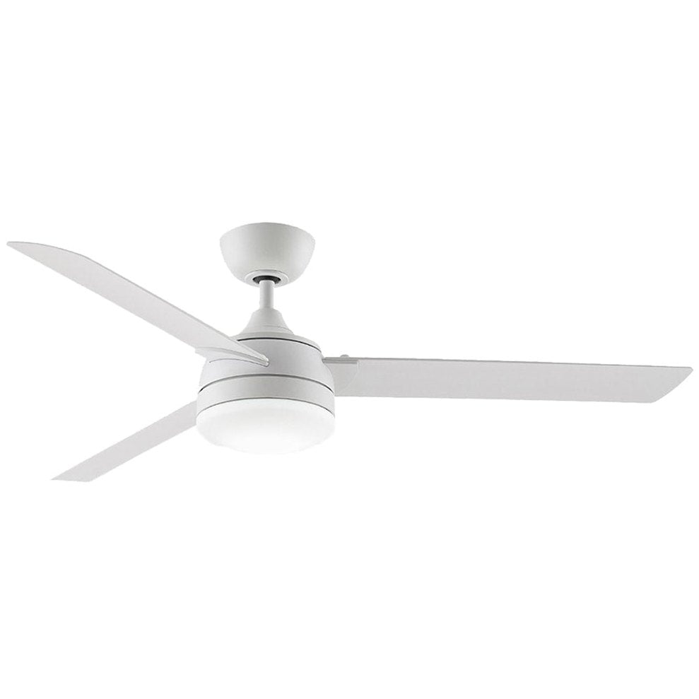 Xeno Wet Ventilador de Techo Marca Fanimation Exterior 56", 3 Aspas, Control Remoto, Con Luz - Ventiladores.com